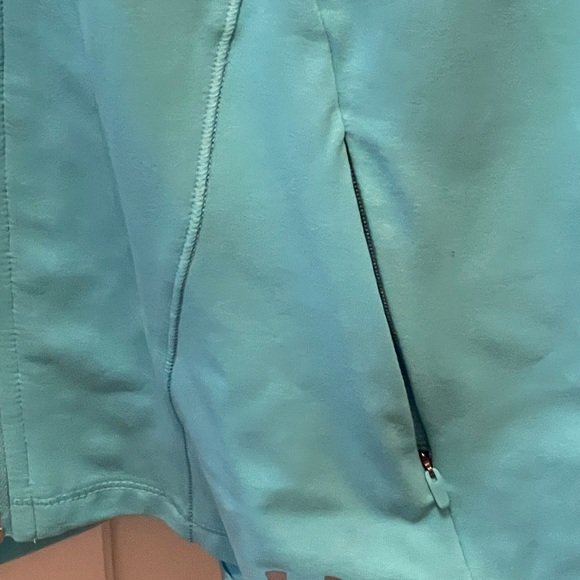 Under Armour Jacket - Picture 3 of 5